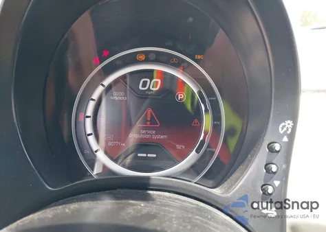 2013 Fiat 500 Battery Electric из США, поврежденный, VIN 3C3CFFGE0DT744775